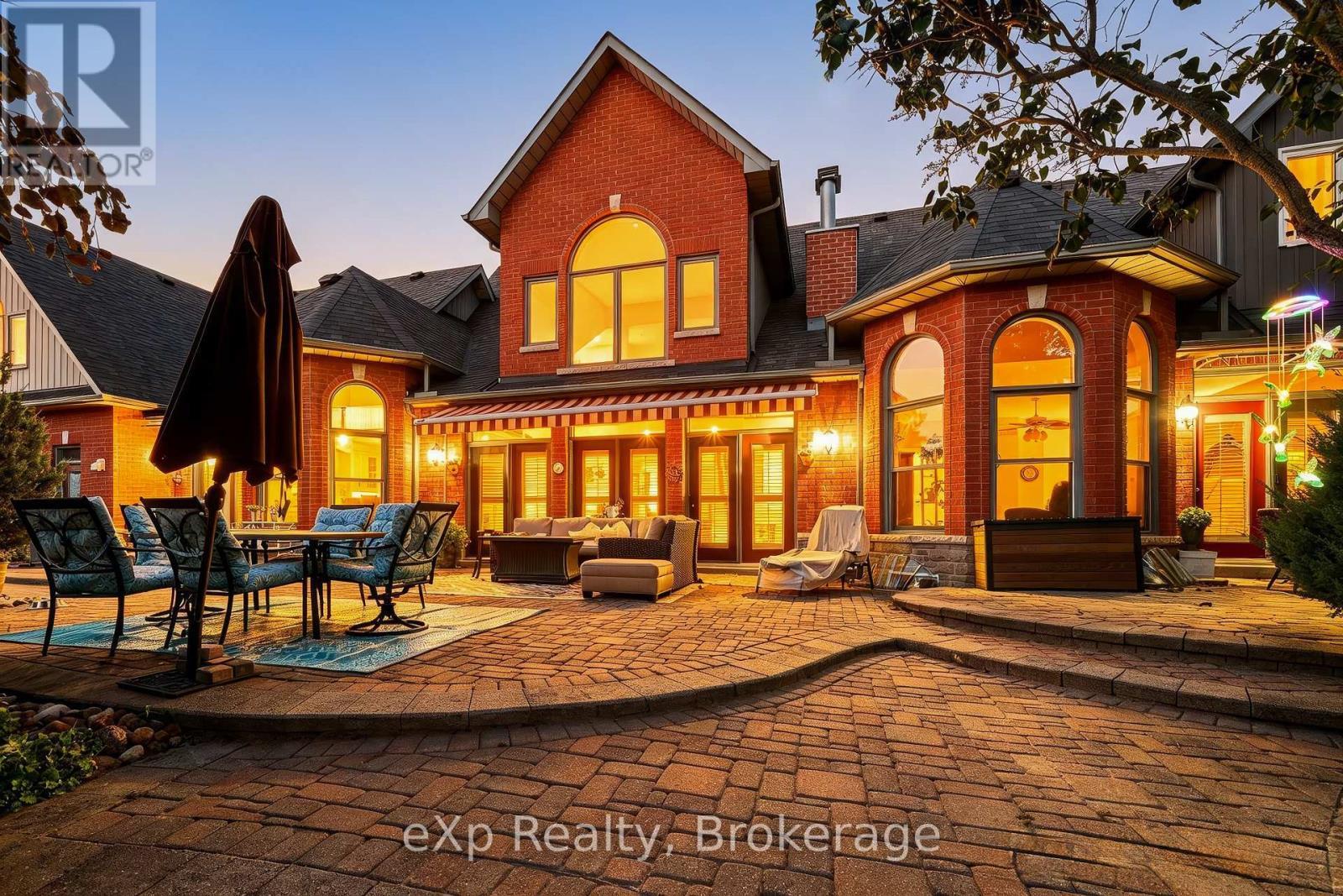 7860 Cedarbrook Trail, Whitby, ON