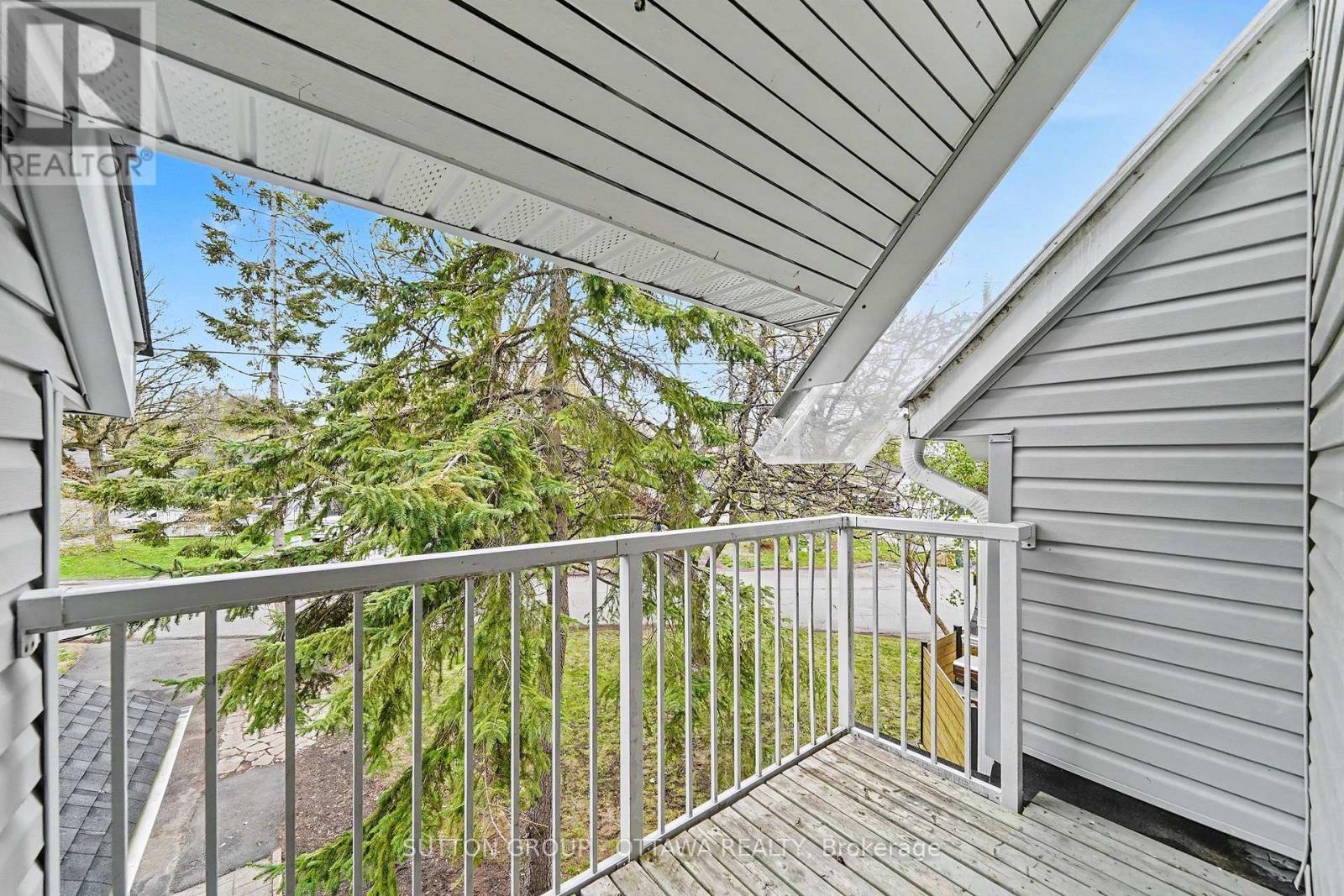 73 Scrivens Street, Ottawa, ON