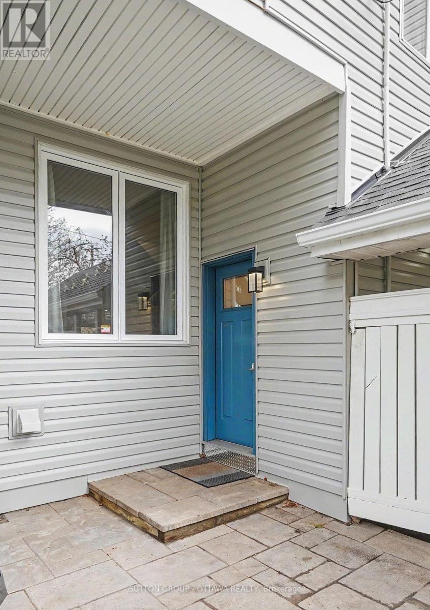 73 Scrivens Street, Ottawa, ON