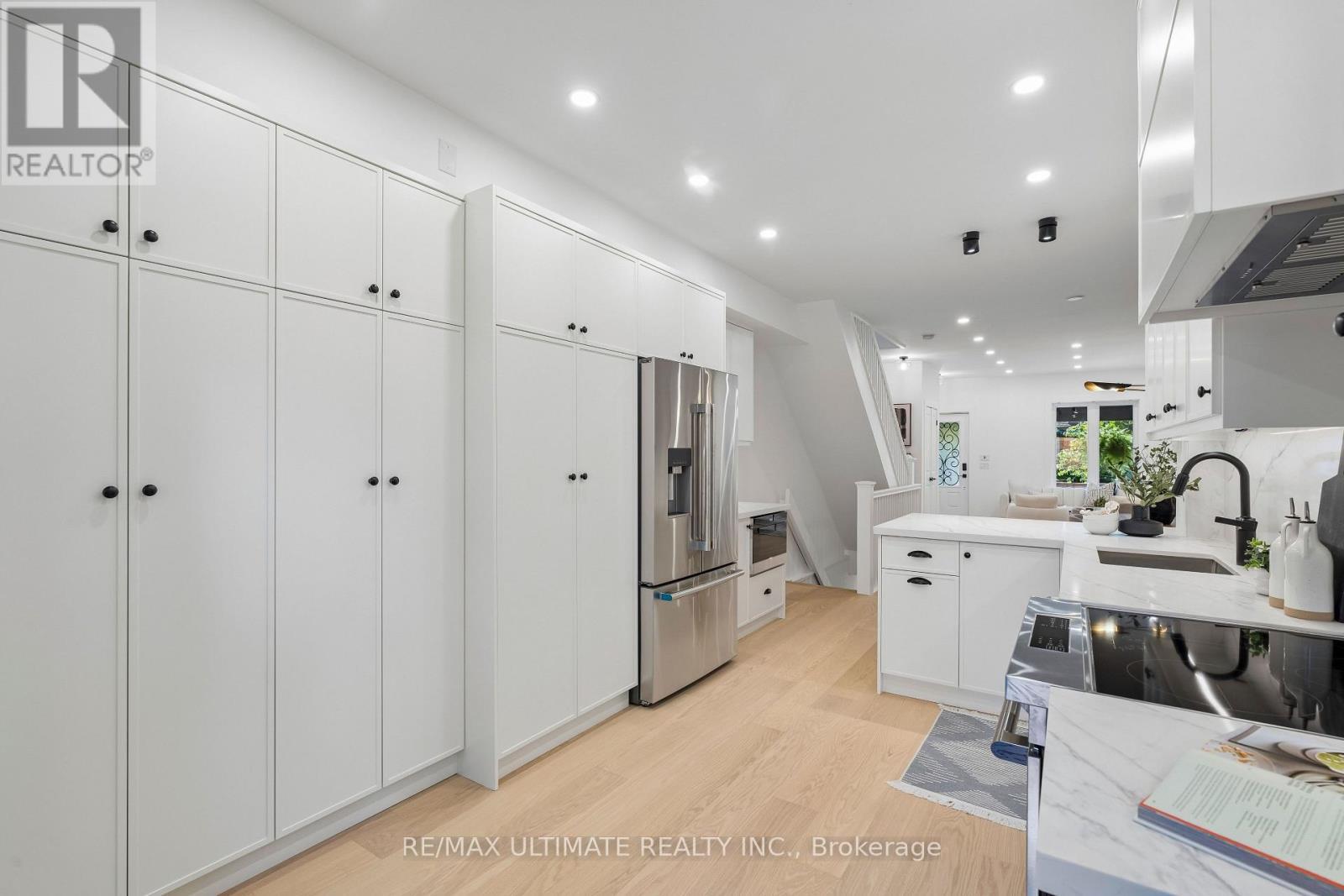 49 Ingham Avenue, Toronto, ON