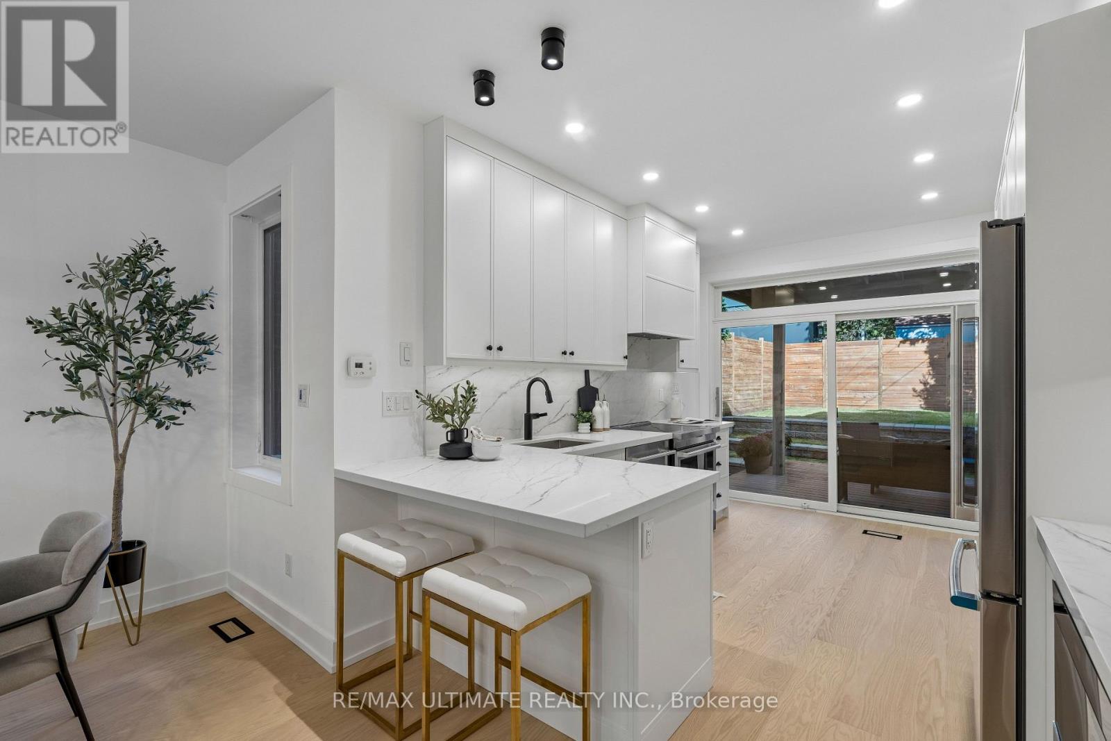 49 Ingham Avenue, Toronto, ON