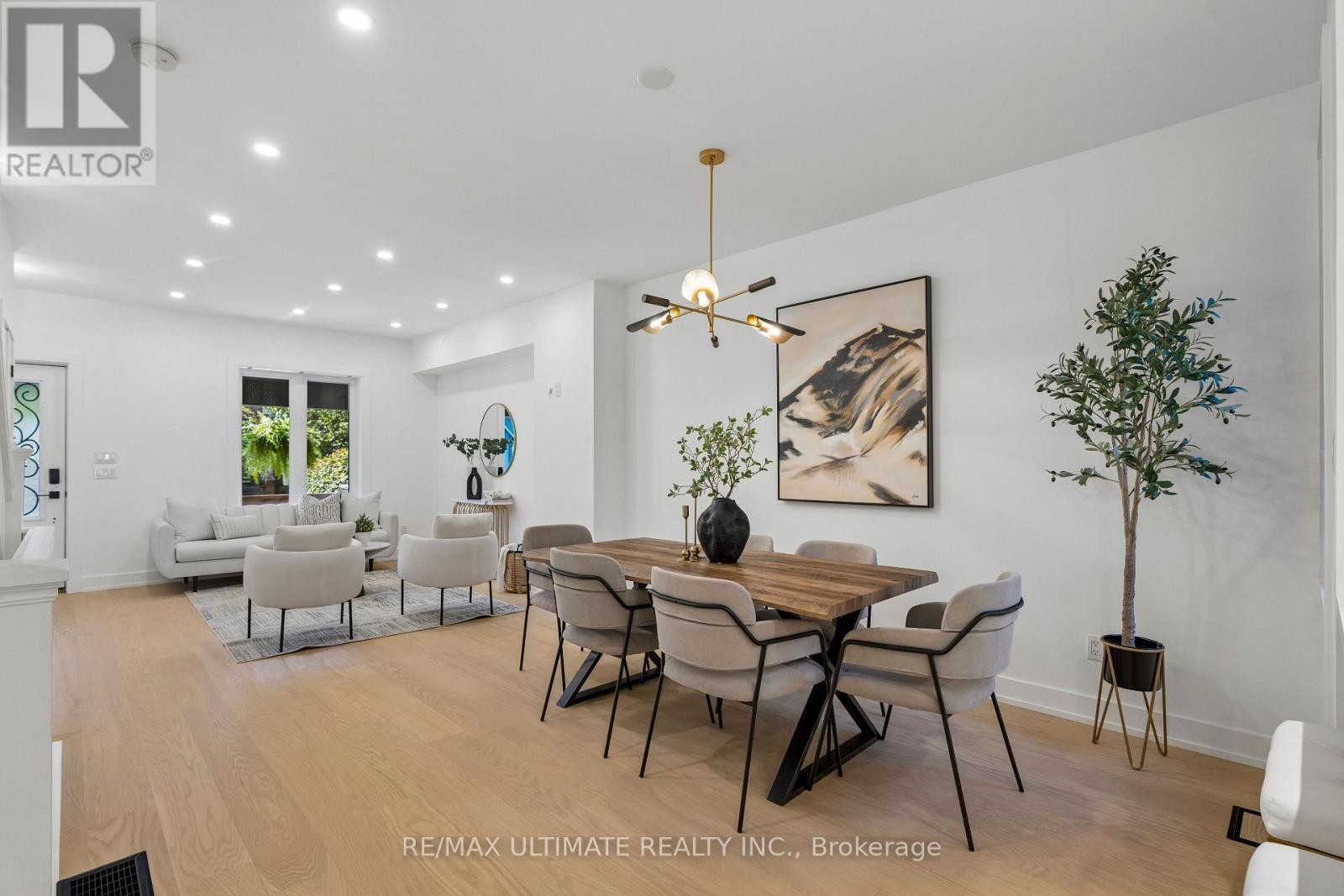 49 Ingham Avenue, Toronto, ON