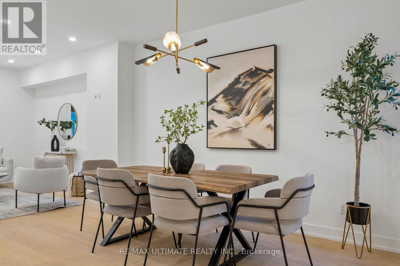 49 Ingham Avenue, Toronto, ON