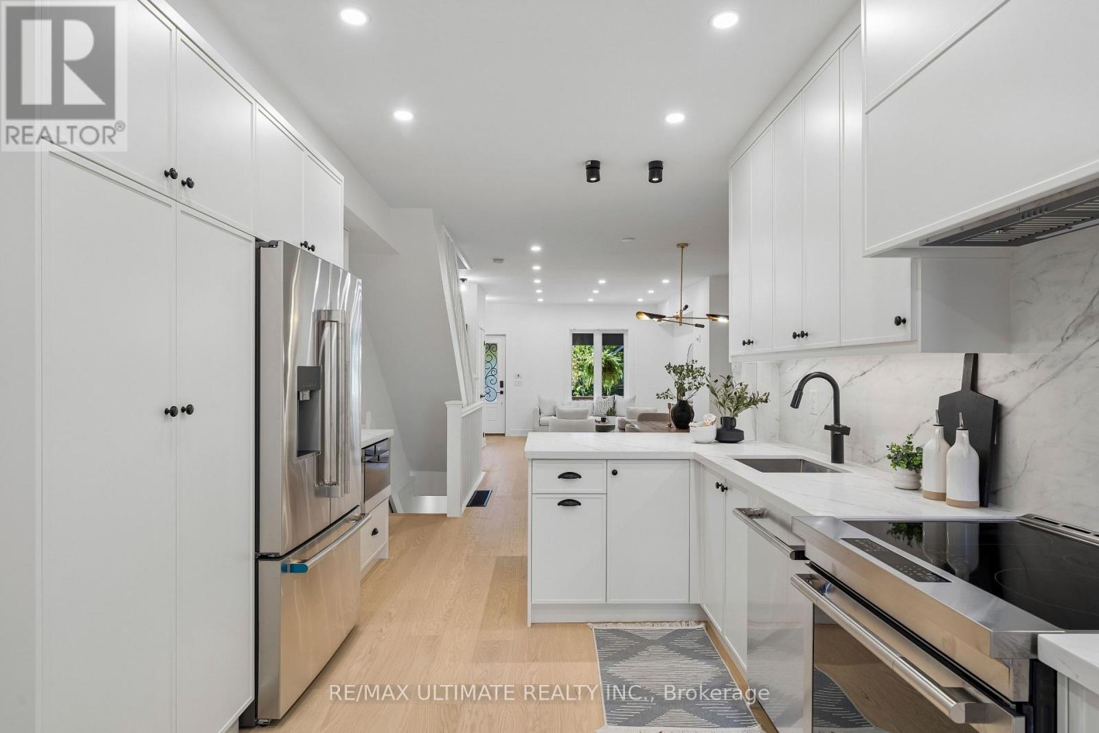 49 Ingham Avenue, Toronto, ON