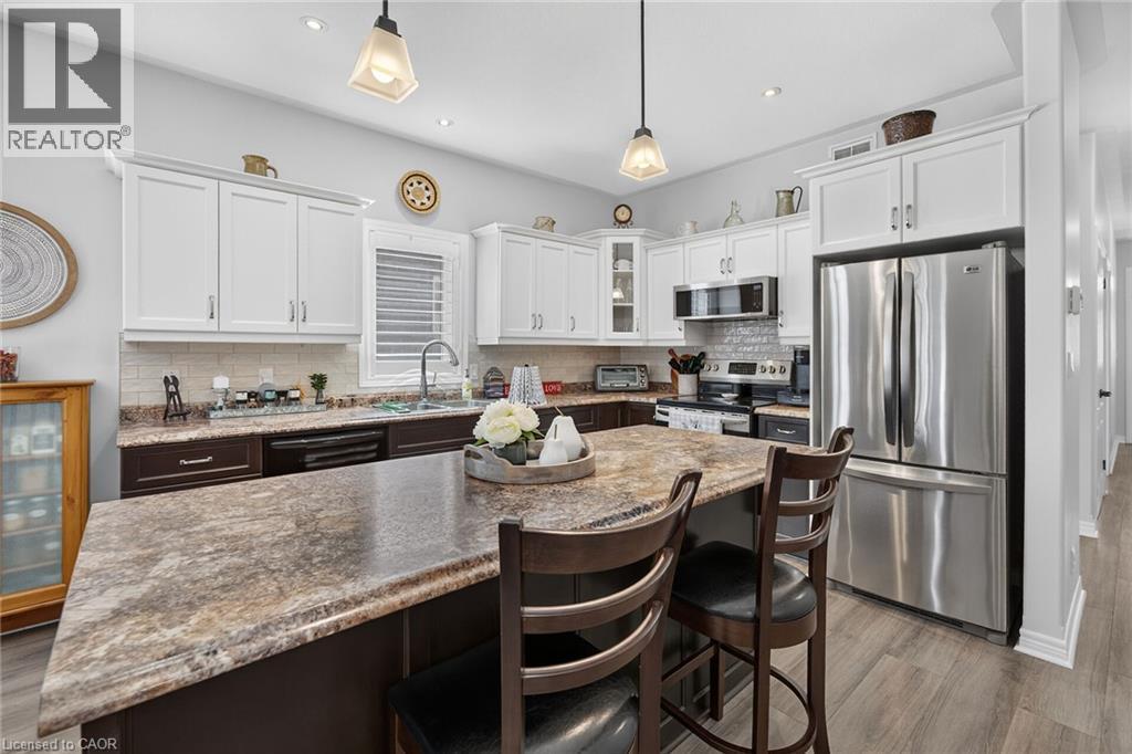 10 Macneil Court, Hagersville, ON
