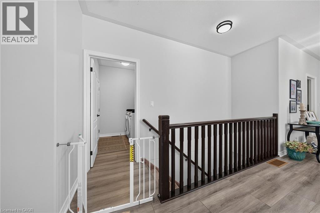10 Macneil Court, Hagersville, ON