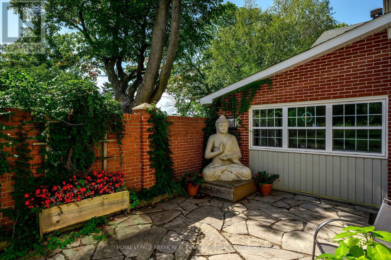 71 Savigny Road, Otonabee-South Monaghan, ON