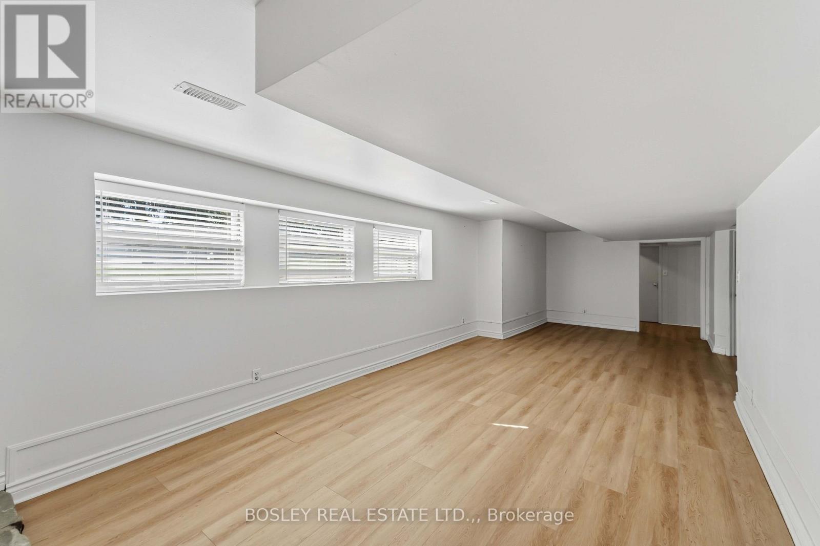 Large recroom - 12 Glenhurst Circle, St. Catharines (Oakdale), ON