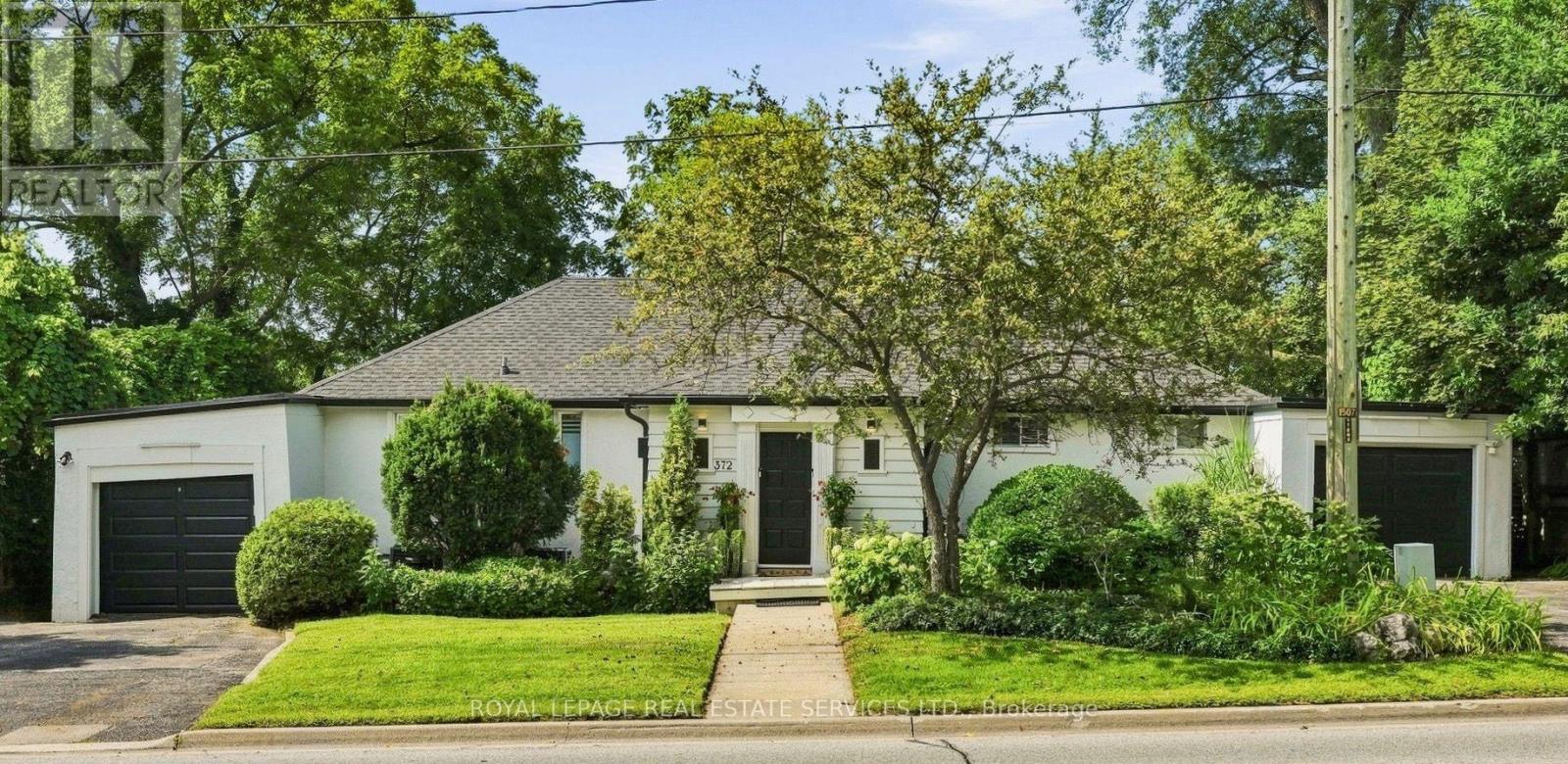 372 Trafalgar Road, Oakville, ON