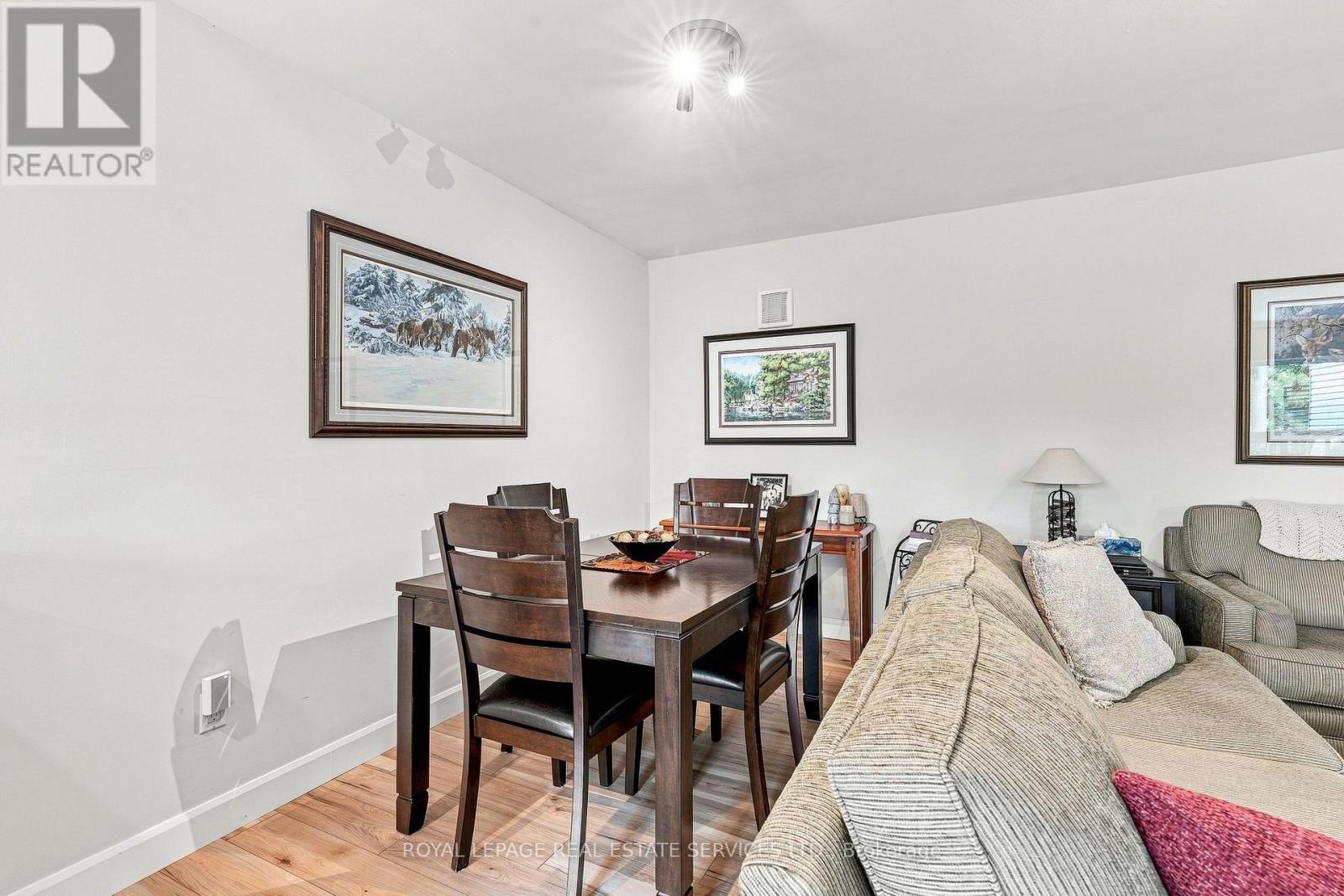 372 Trafalgar Road, Oakville, ON