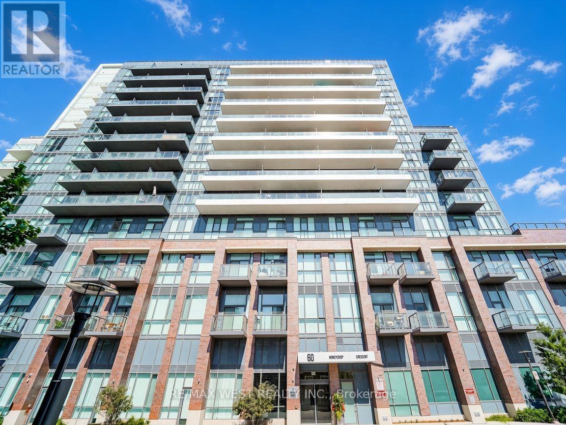 311 - 60 Honeycrisp Crescent, Vaughan, ON