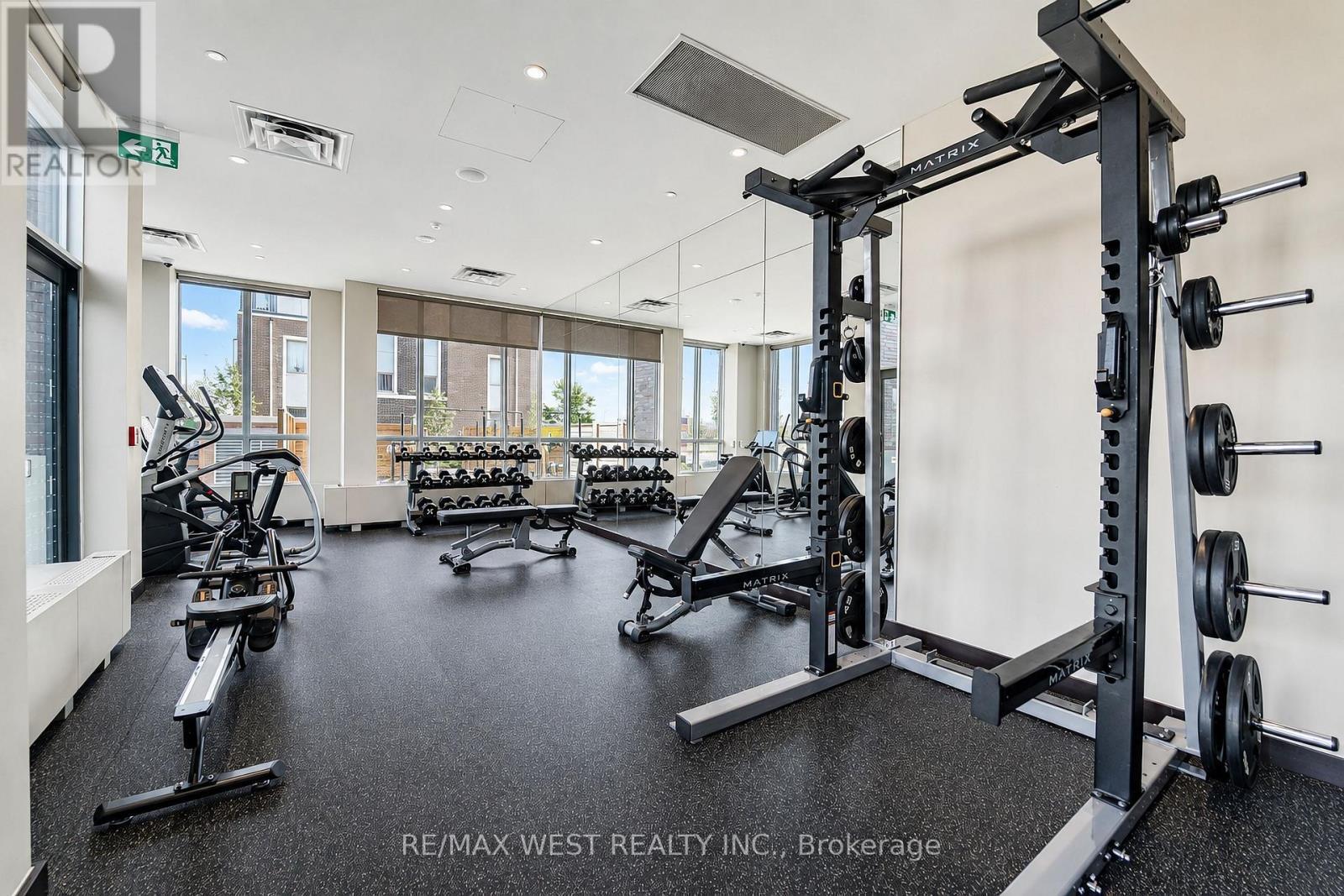 311 - 60 Honeycrisp Crescent, Vaughan, ON