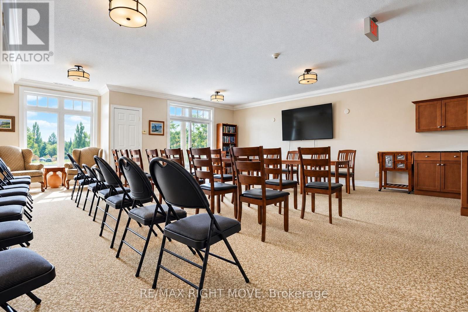 301 - 140 Cedar Island Road, Orillia, ON