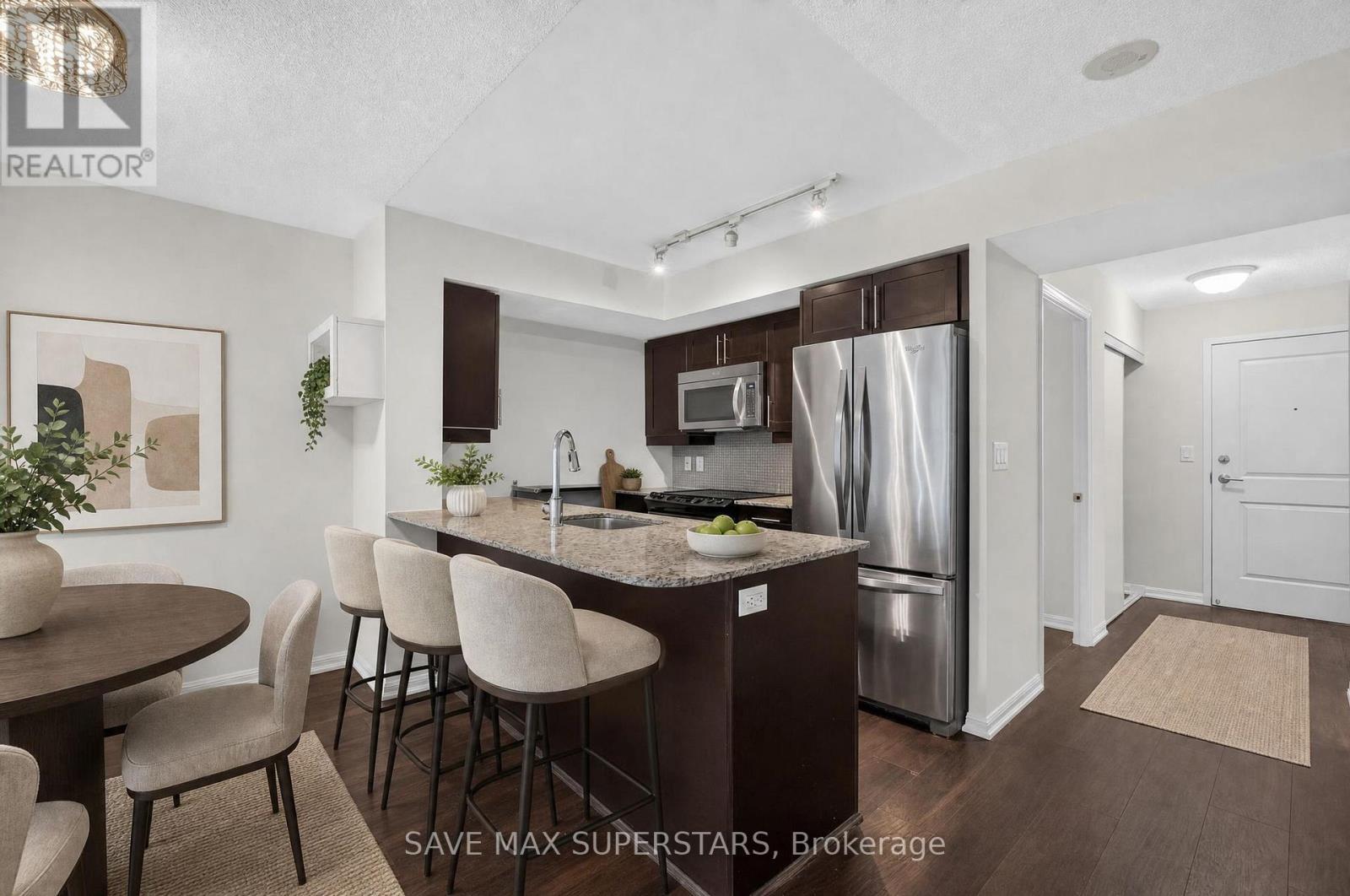 714 - 35 Bastion Street, Toronto, ON