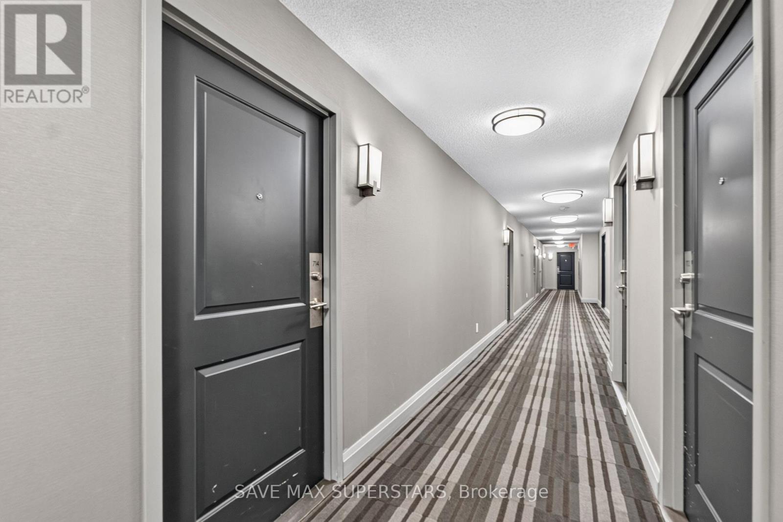 714 - 35 Bastion Street, Toronto, ON