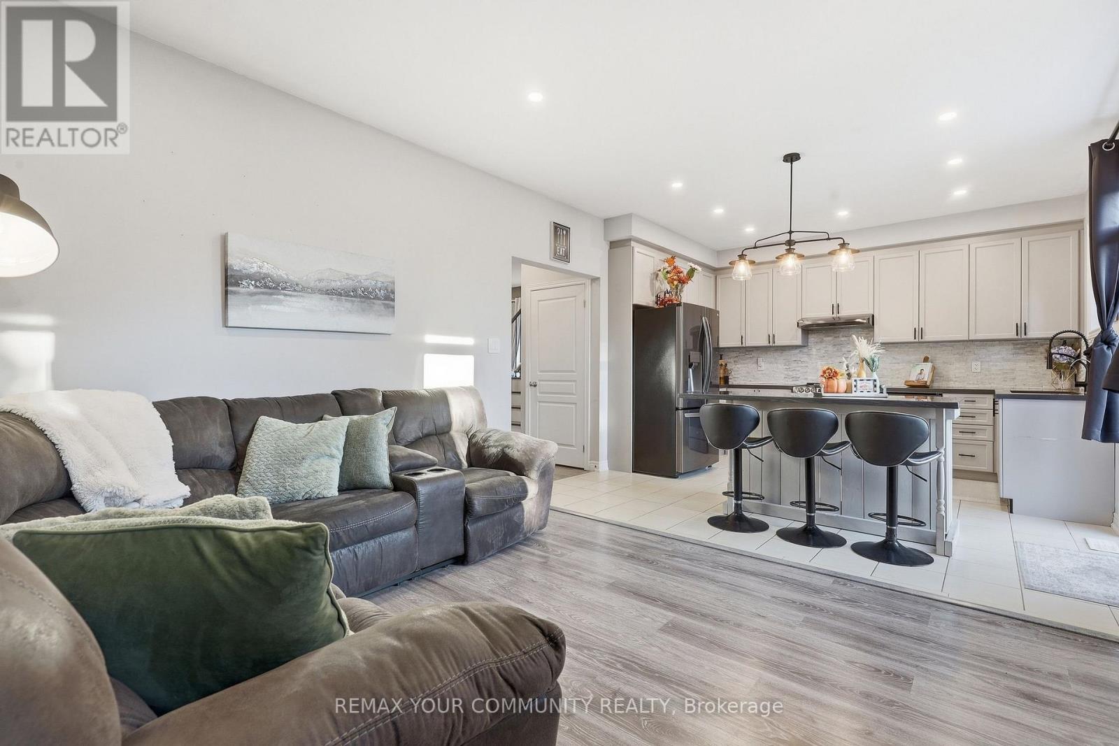 6 Jackson Drive, New Tecumseth, ON