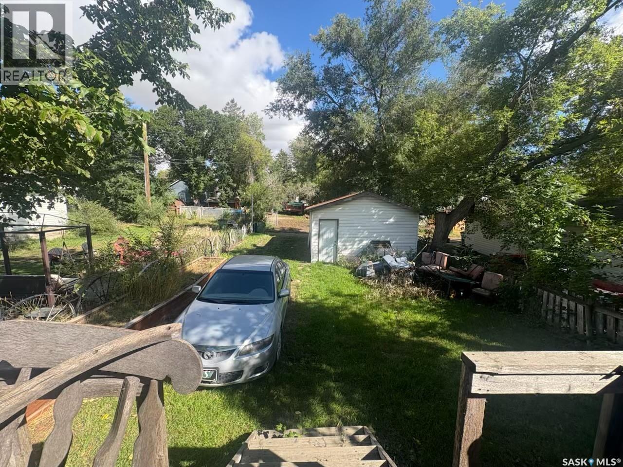 863 Elgin Avenue, Moose Jaw, SK