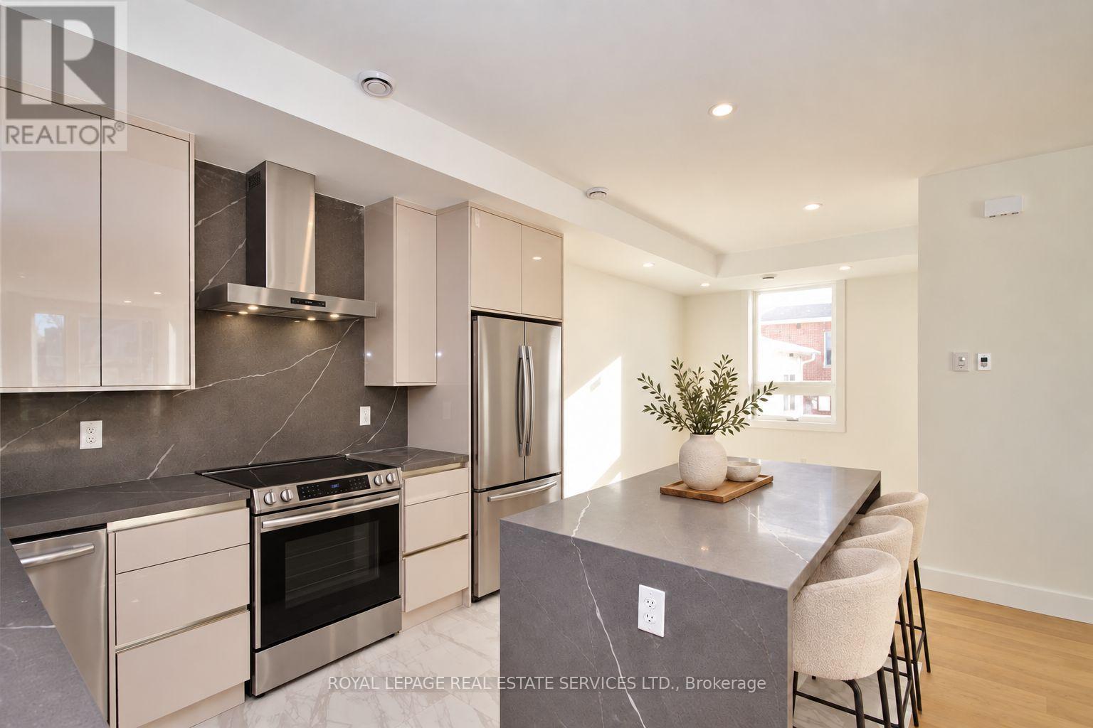 4B Huron Avenue N, Ottawa, ON