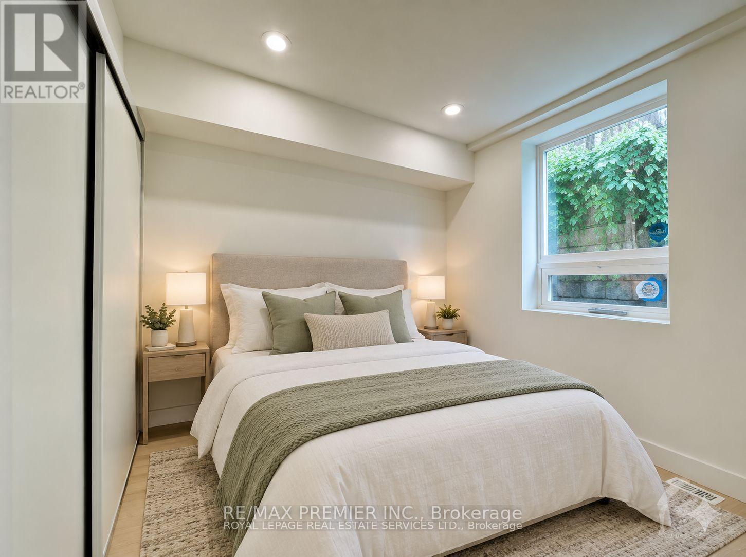 4B Huron Avenue N, Ottawa, ON