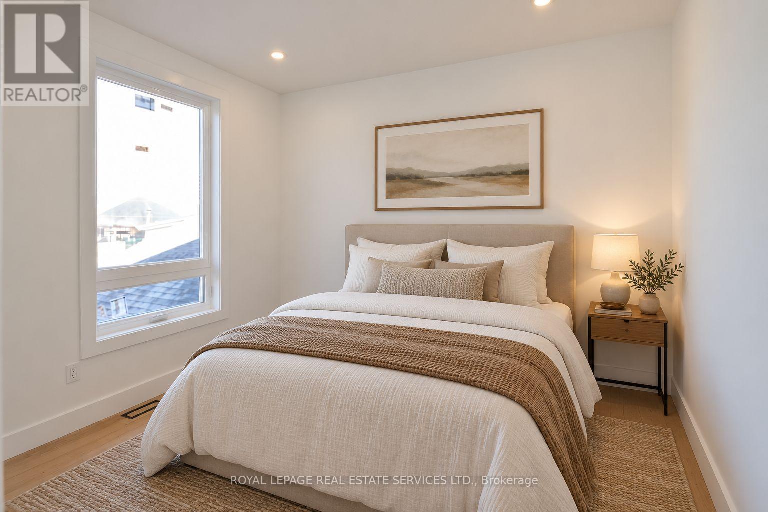 4B Huron Avenue N, Ottawa, ON