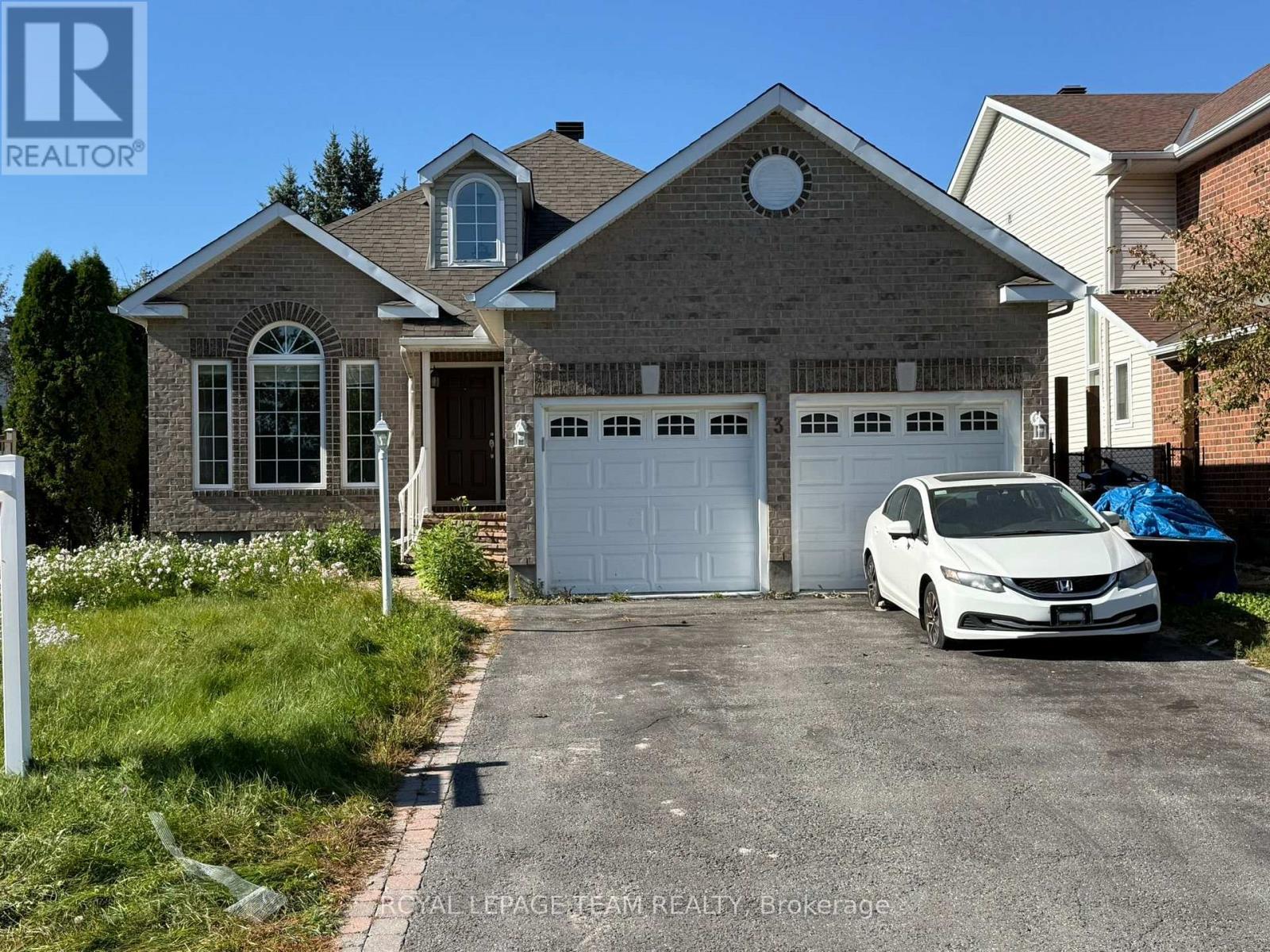 3 Samuel Mann Avenue, Ottawa, ON