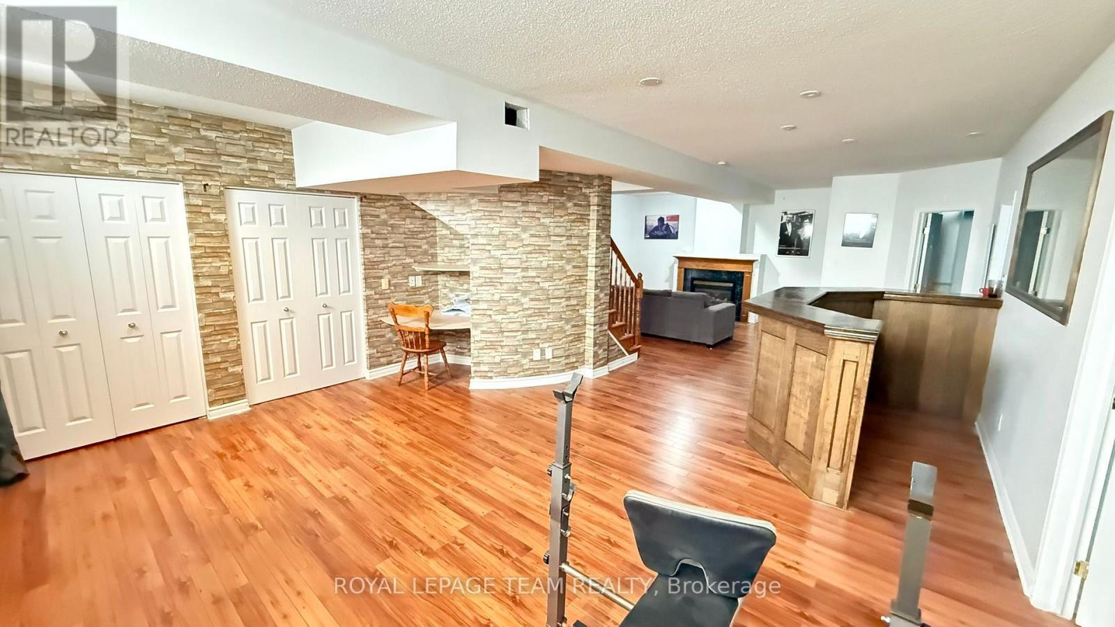 3 Samuel Mann Avenue, Ottawa, ON