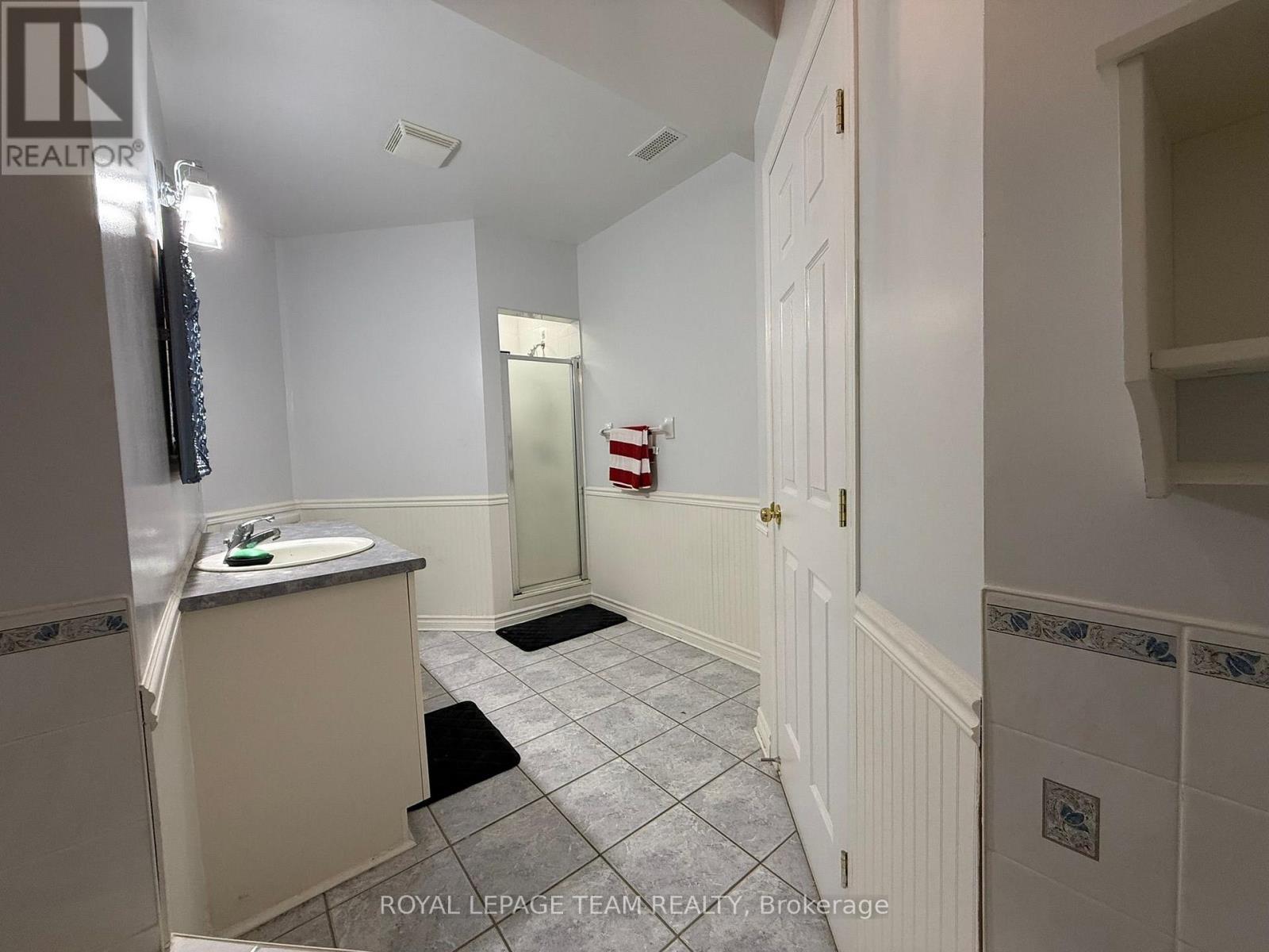 3 Samuel Mann Avenue, Ottawa, ON
