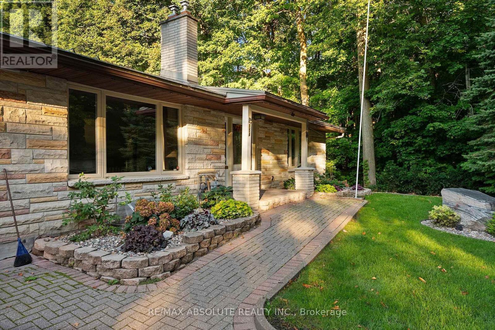 154 Ottawa Street, Arnprior, ON