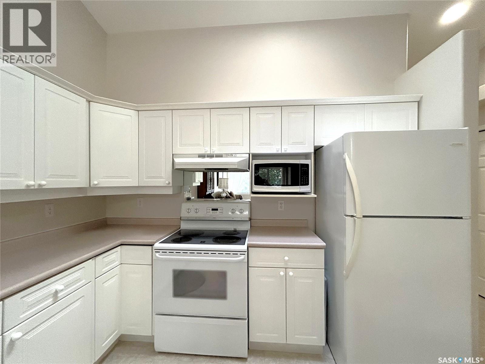 240 815 Heritage Green, Saskatoon, SK