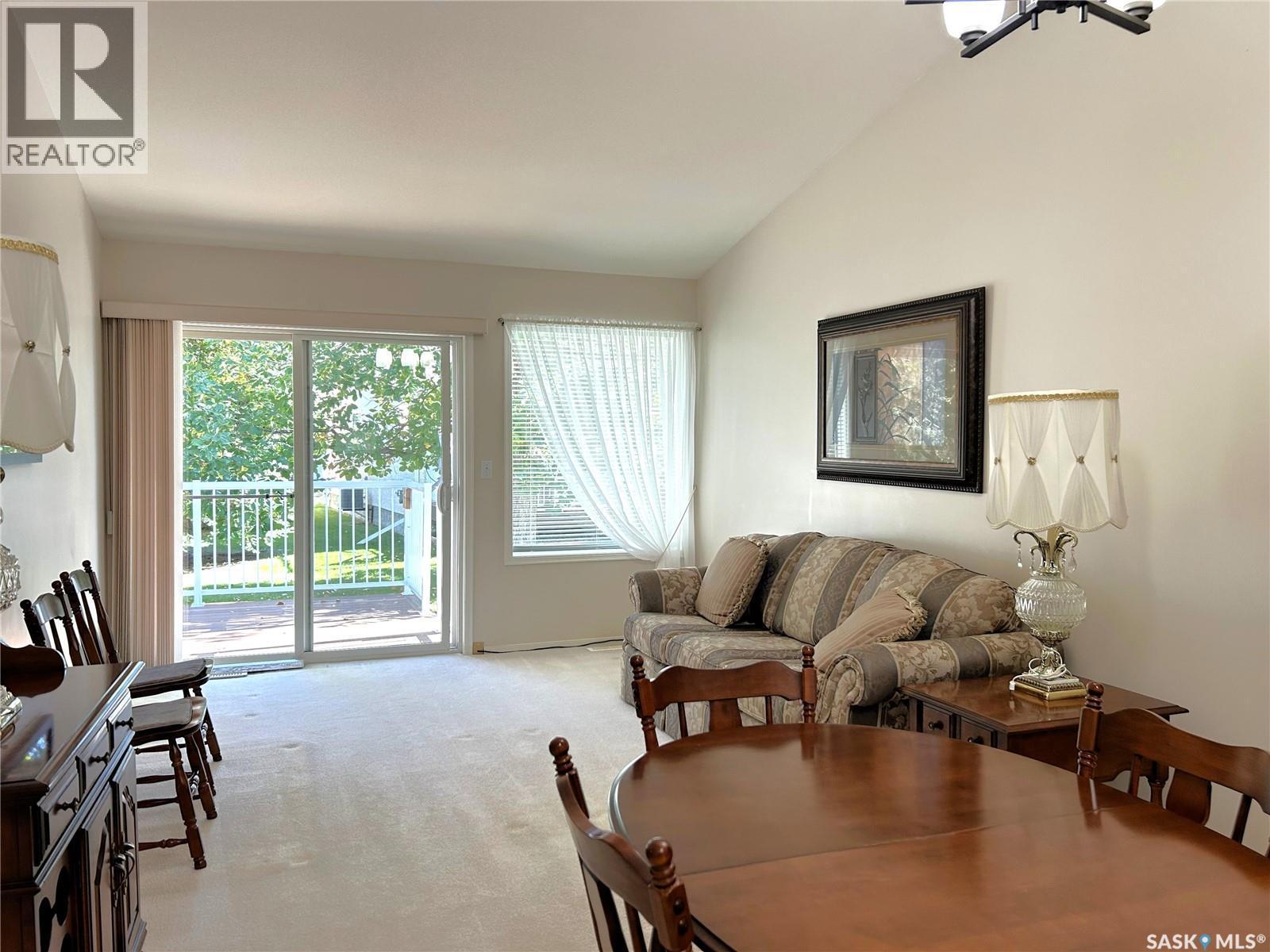 240 815 Heritage Green, Saskatoon, SK