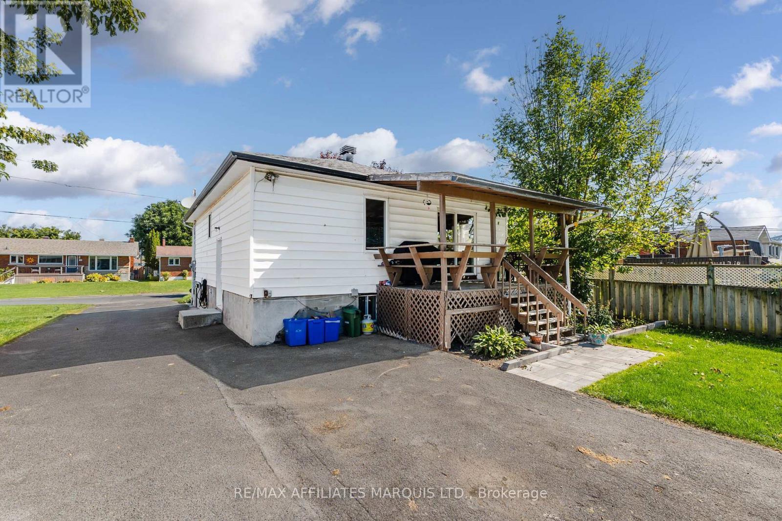 1108 Daly Avenue, Cornwall, ON