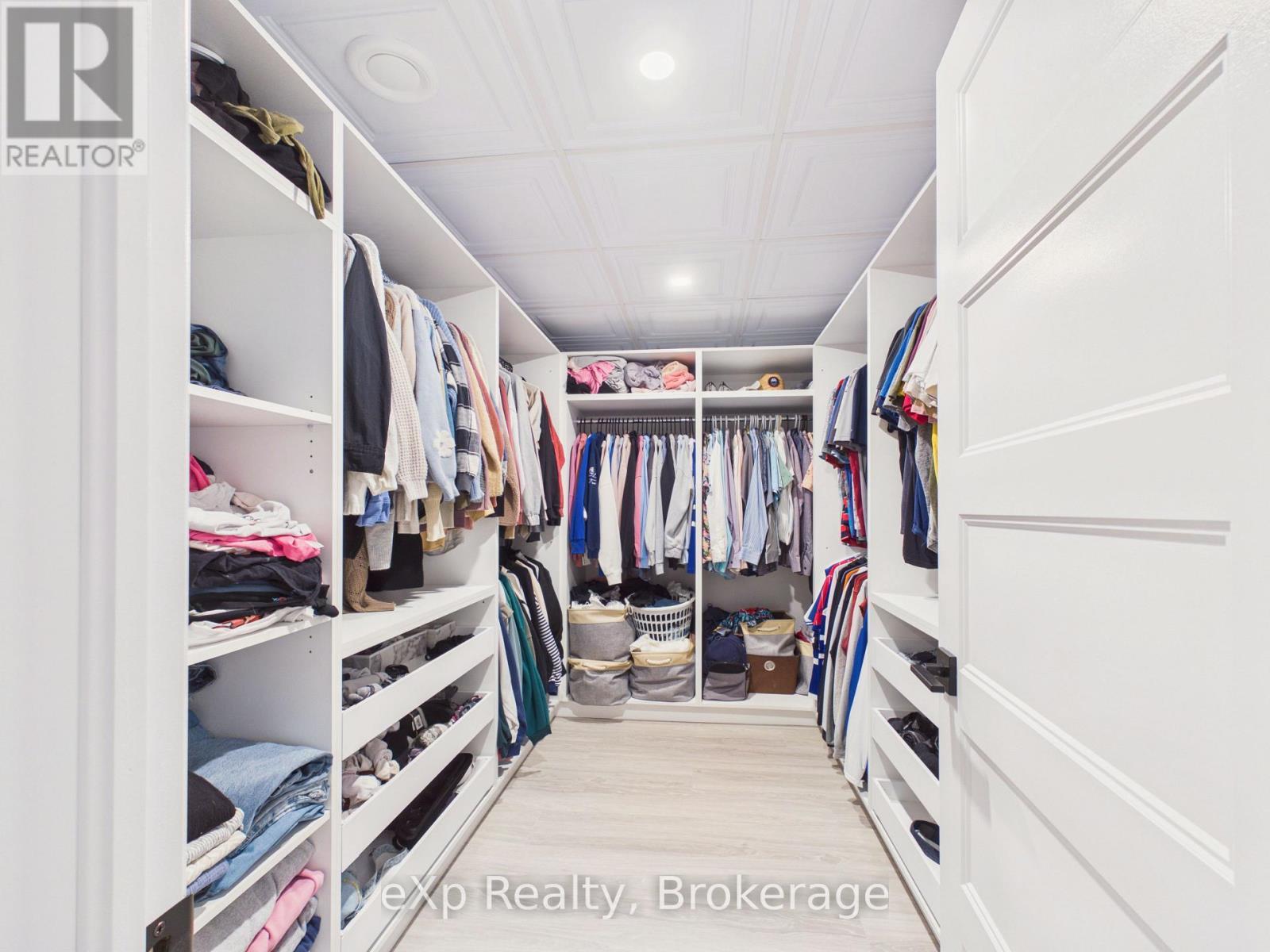 1103 Marietta Street, Howick, ON