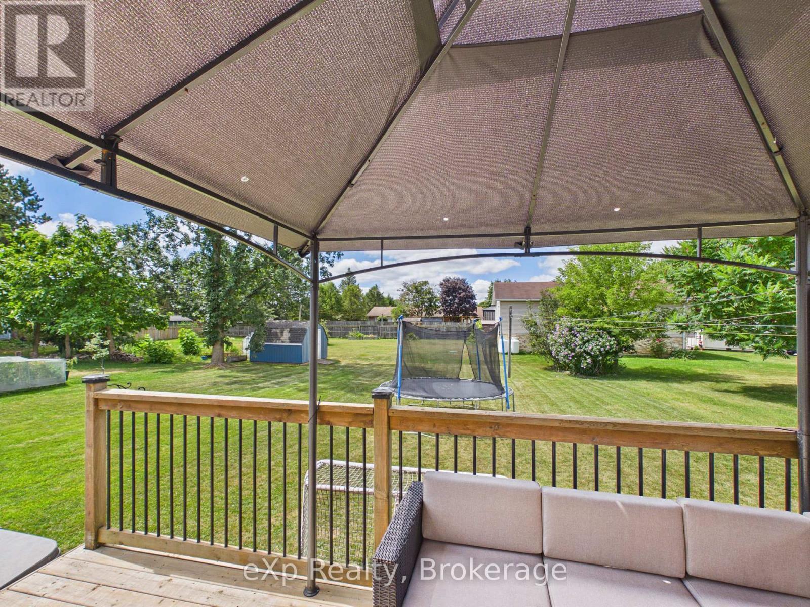 1103 Marietta Street, Howick, ON