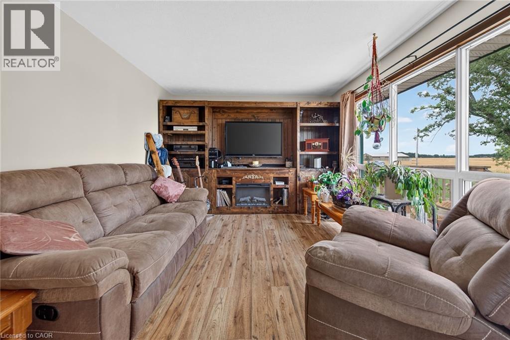 1057 Concession 4 Road, Fisherville, ON