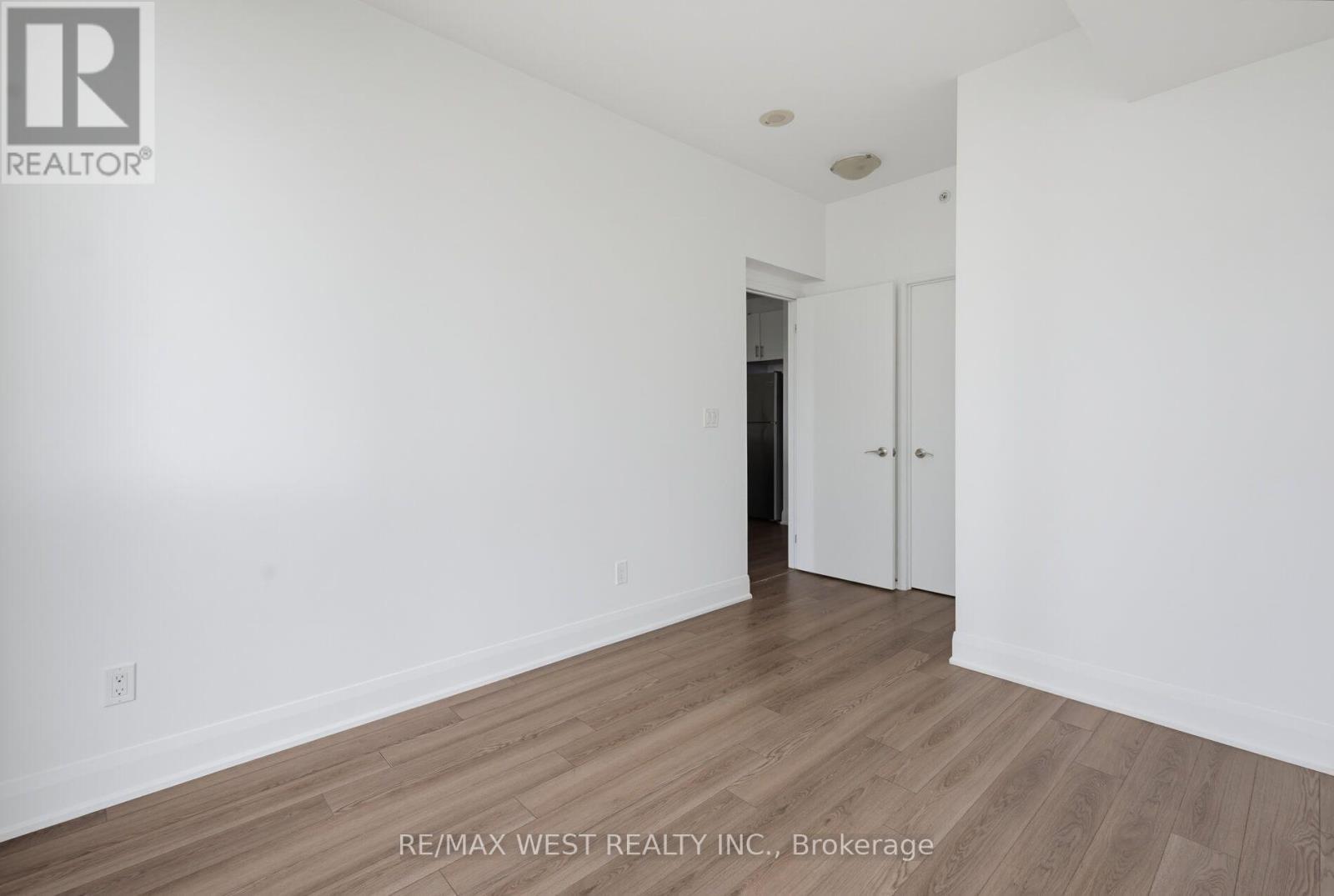 605 - 2900 Highway 7, Vaughan, ON