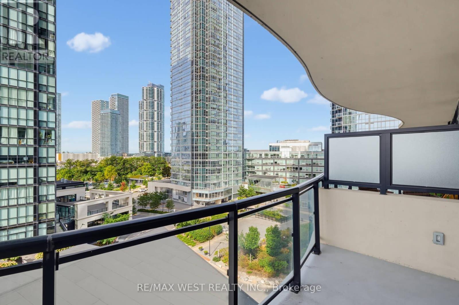 605 - 2900 Highway 7, Vaughan, ON