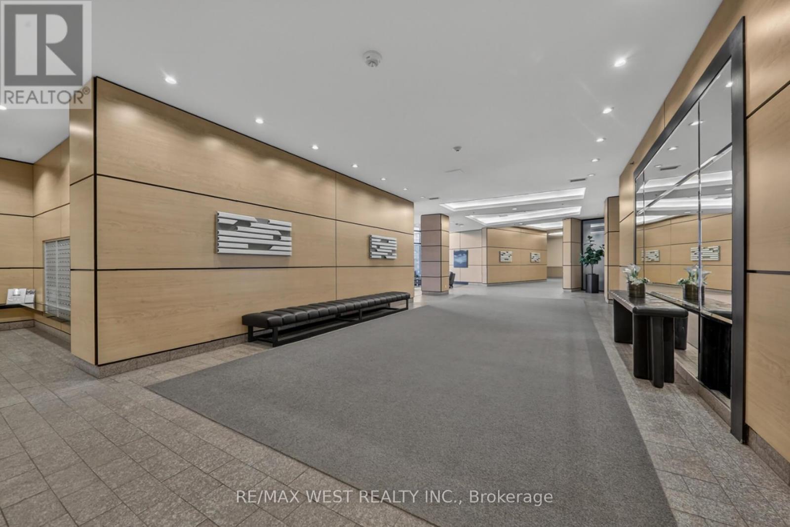 605 - 2900 Highway 7, Vaughan, ON