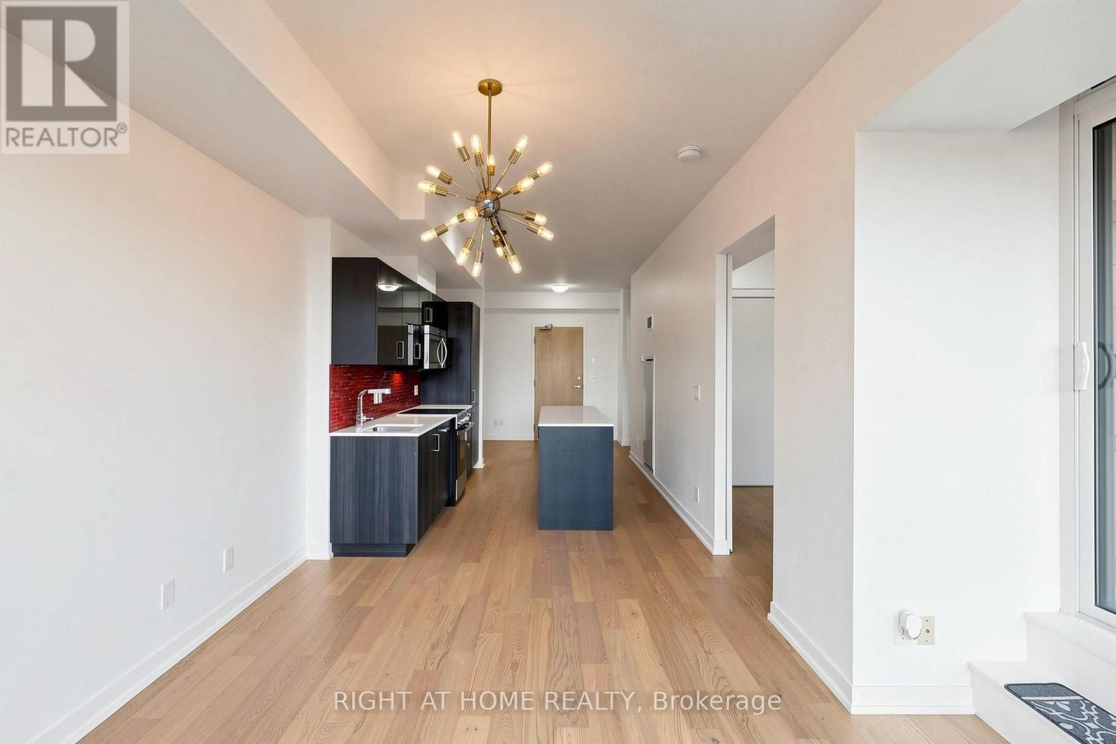 307 - 36 Howard Park Avenue, Toronto, ON