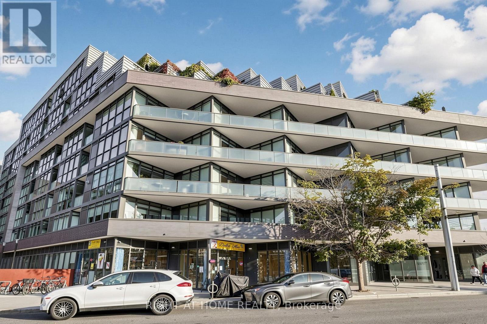 307 - 36 Howard Park Avenue, Toronto, ON