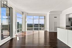 4411 - 2191 YONGE STREET Toronto, ON M4S 3H8