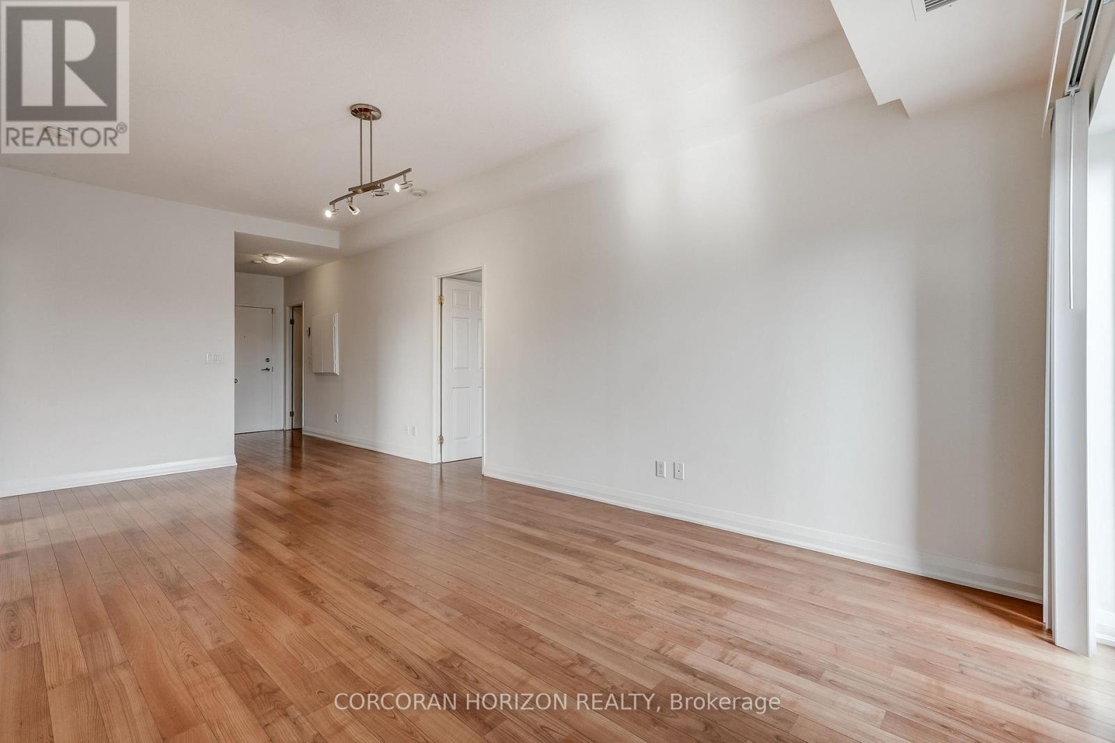Ph3 - 35 Hunt Avenue, Richmond Hill, ON