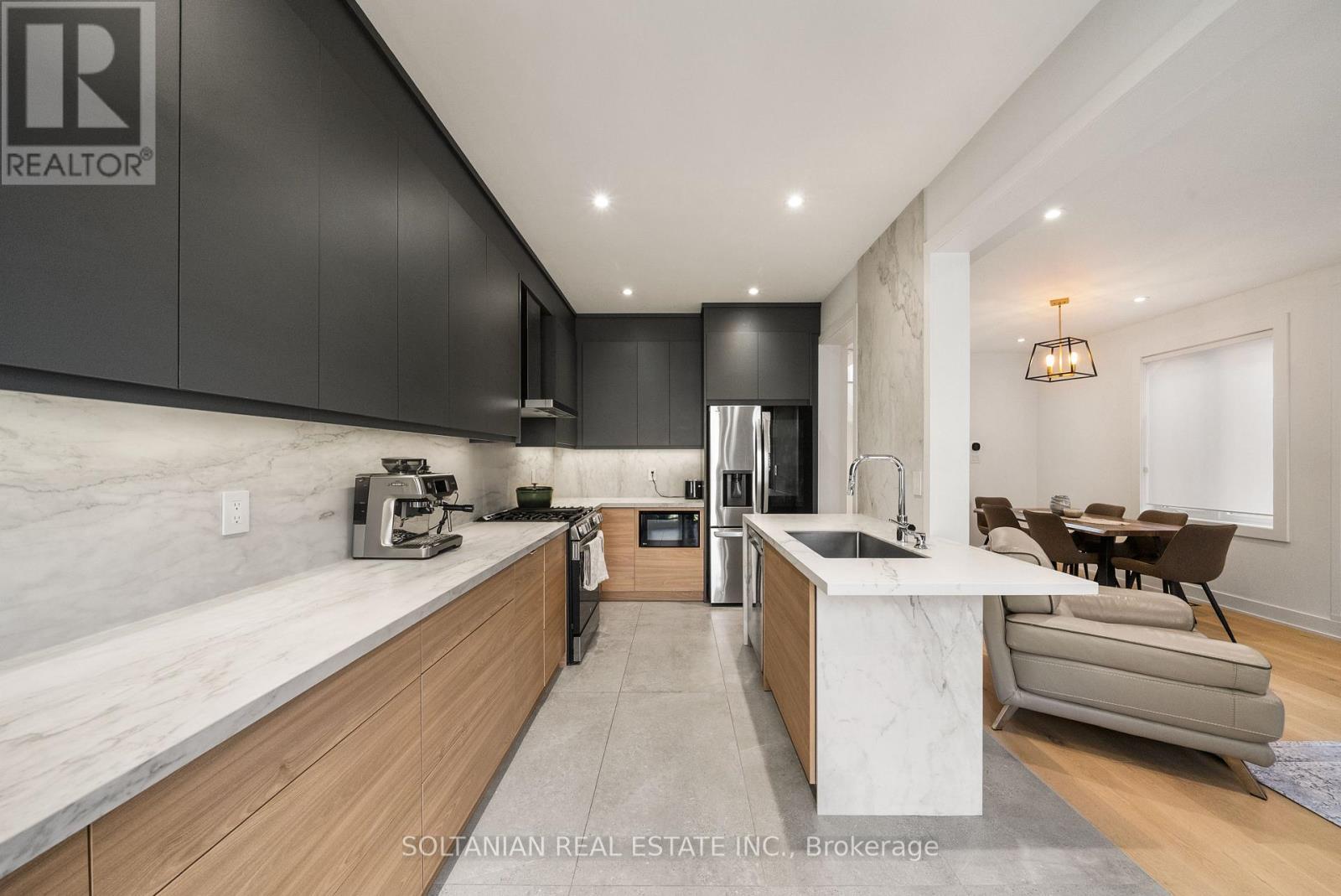 163 Wildberry Crescent, Vaughan, ON