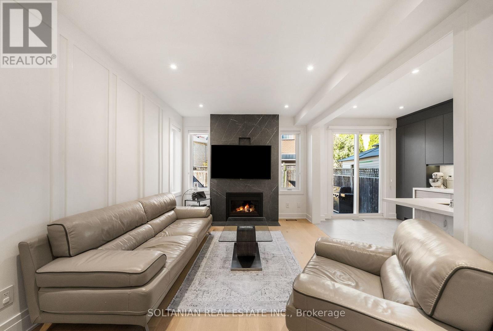 163 Wildberry Crescent, Vaughan, ON