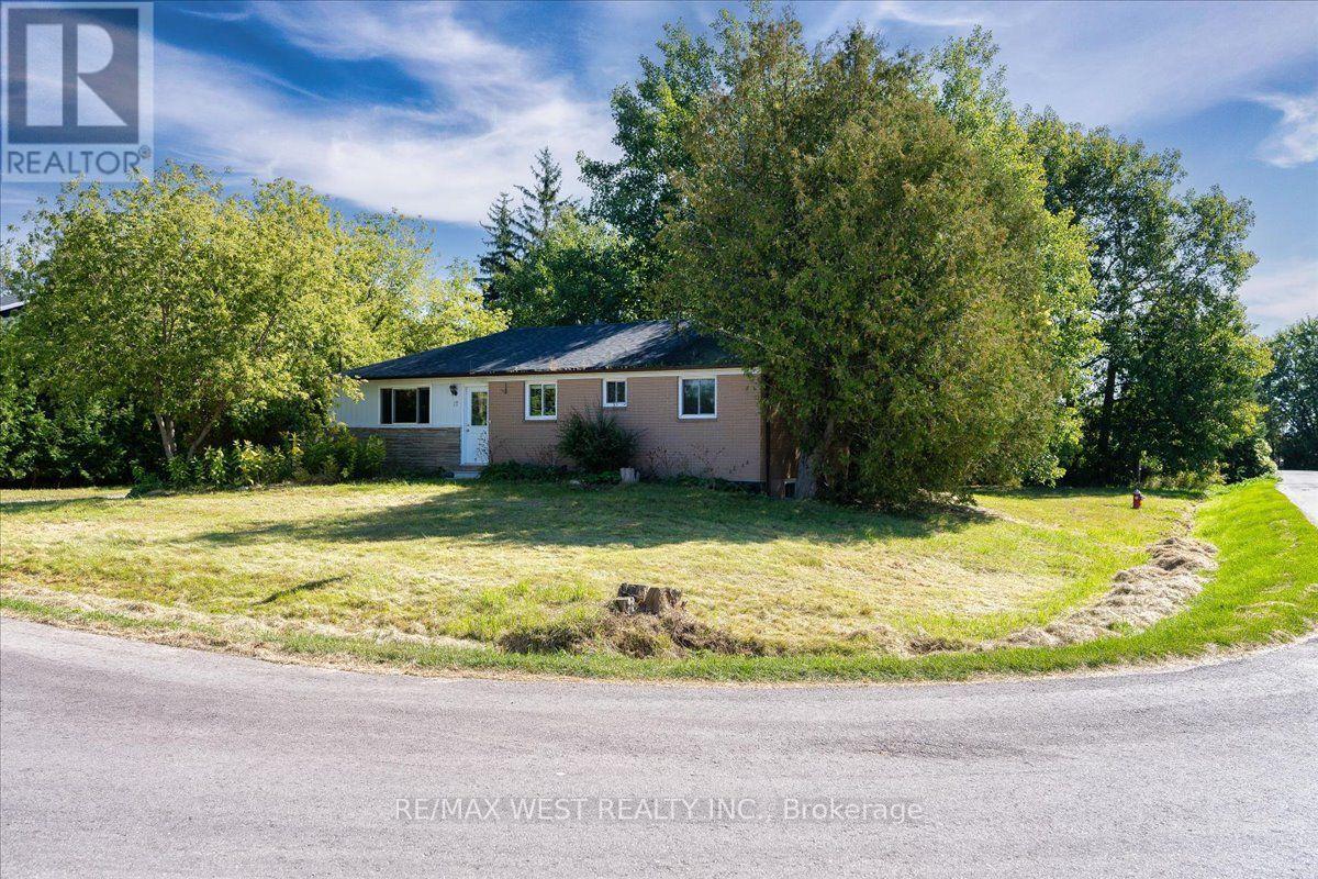 17 Heather Street, Caledon, ON