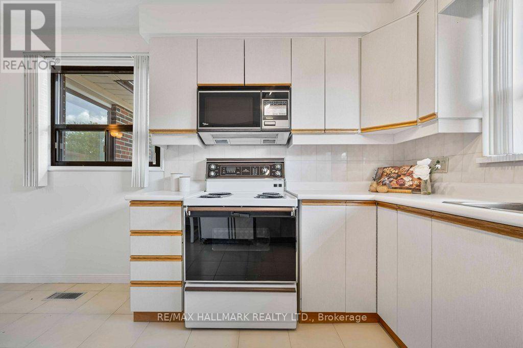 12 Tammy Lane, Toronto, ON
