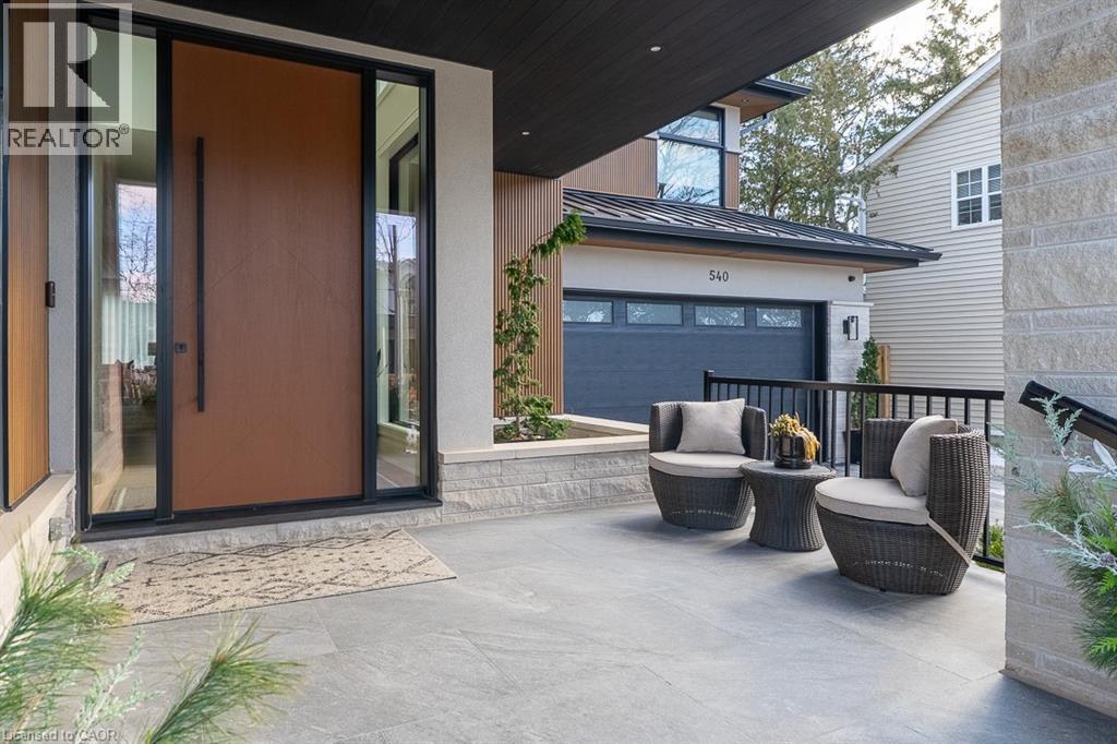 540 Patricia Drive, Oakville, ON