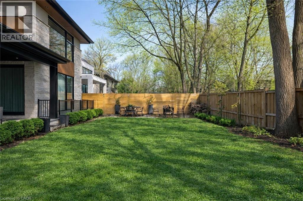 540 Patricia Drive, Oakville, ON