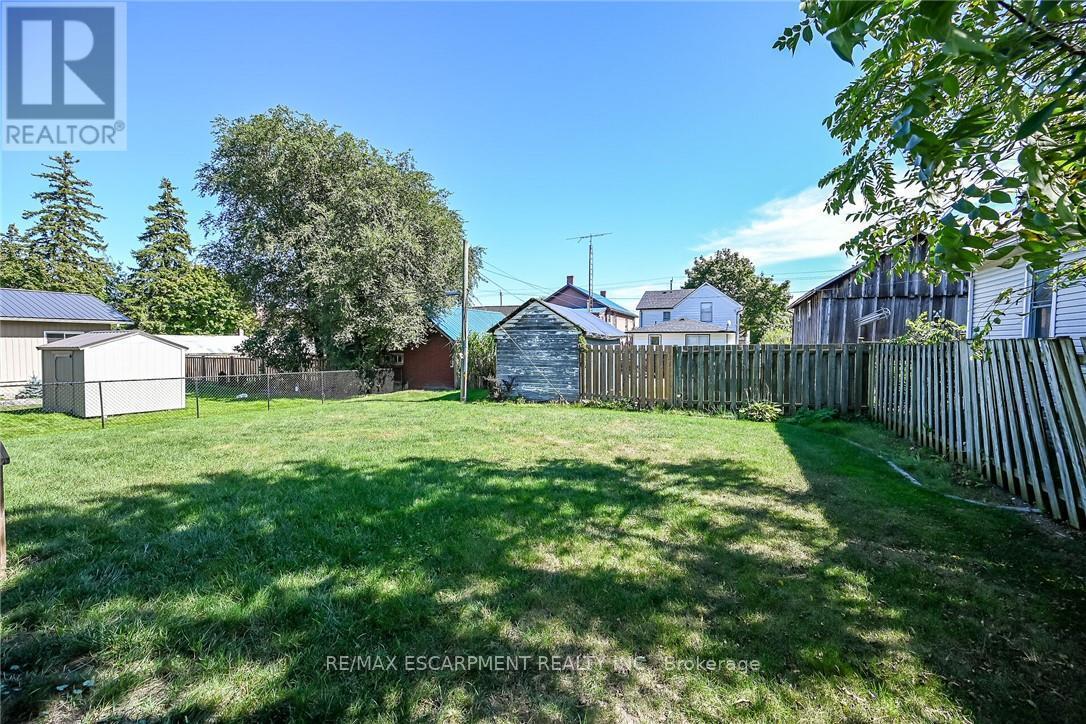 16 Church Street, Haldimand, ON