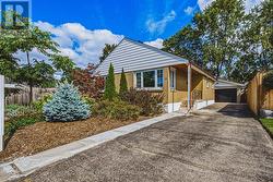 12 STEVENSON AVENUE London East, ON N5W 1Y3