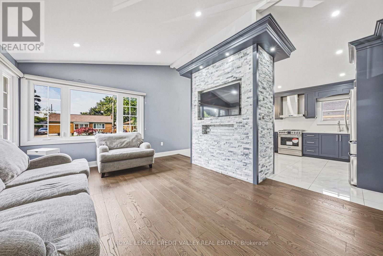 12 Stevenson Avenue, London East, ON